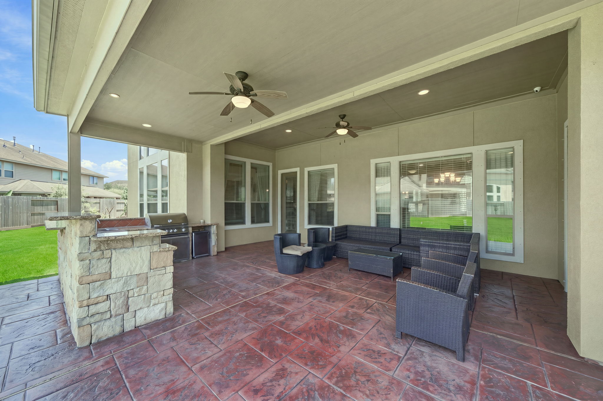 2407 Mallorca Pass, League City, TX 77573 photo 5