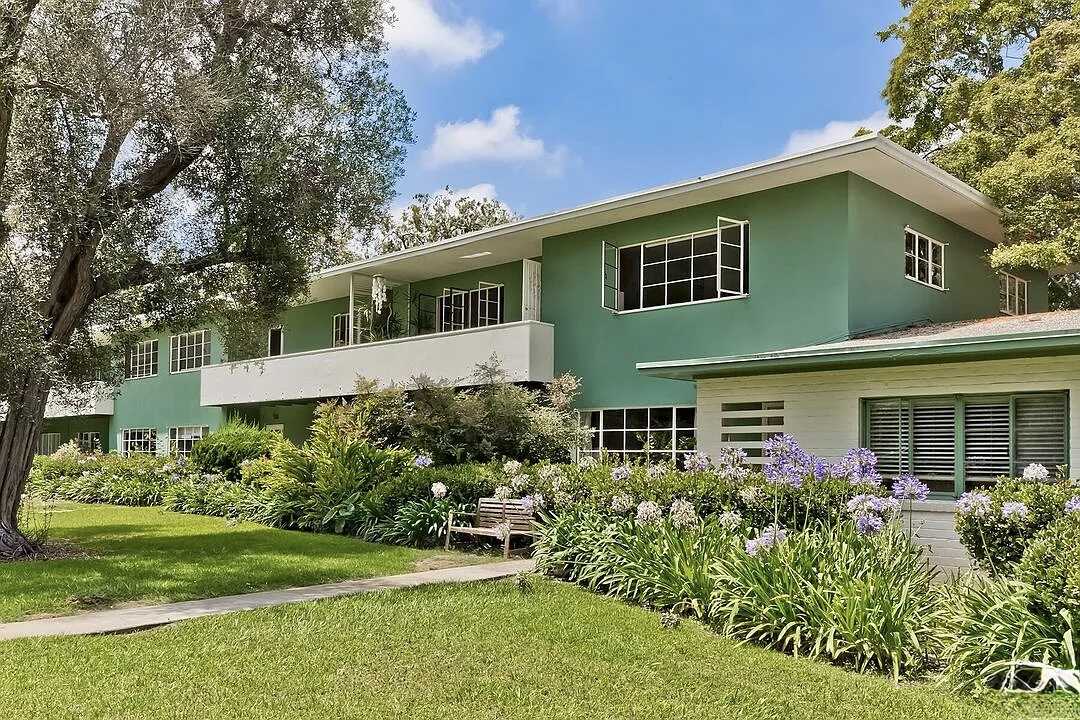 5587 1/2 Village Grn, Los Angeles, CA 90016
