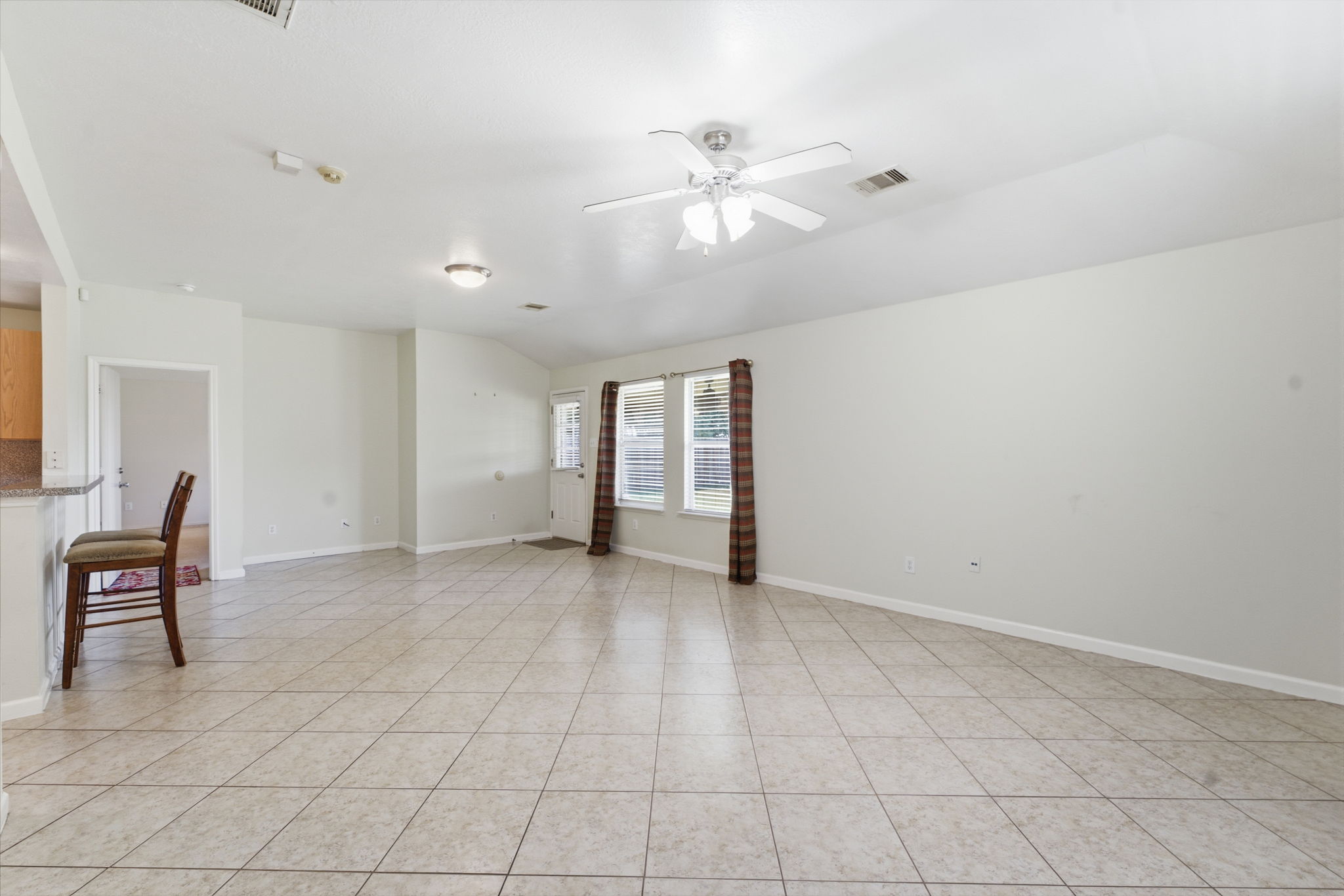 2831 Meiko Dr, Houston, TX 77045 photo 4